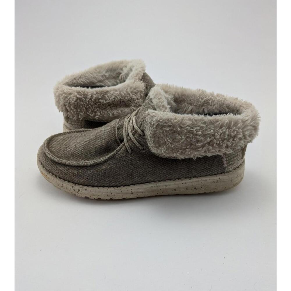 Women Hey Dude Britt Fuax Fur Lined Nut Beige Brown Ankle Shoes 21771600 Size 10